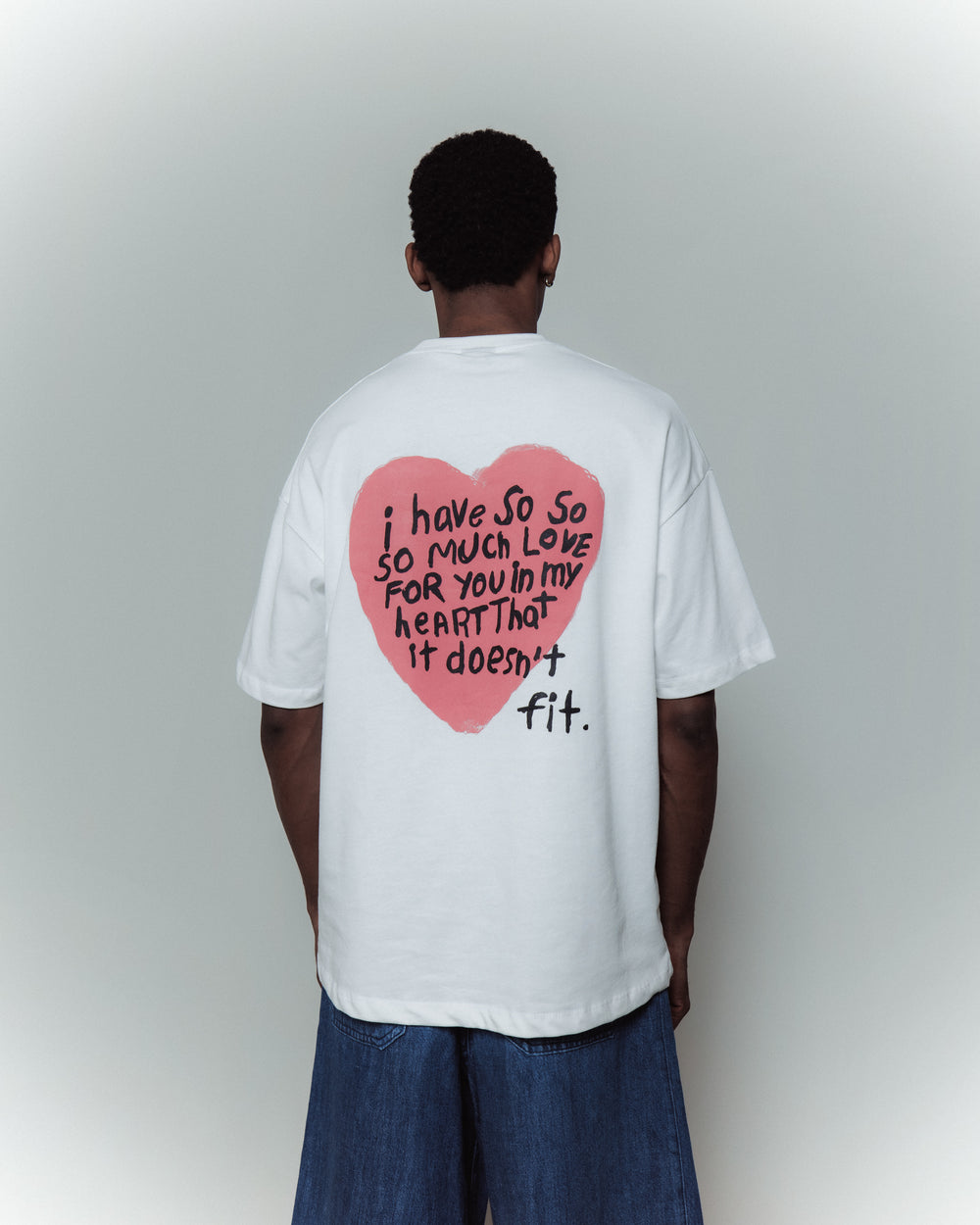 Camiseta Too Much Love